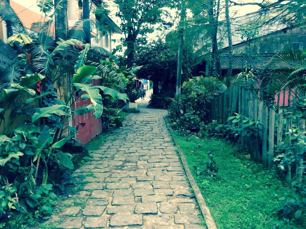 Canto Do Buganville Vila do Abraao
